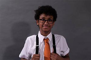 Tyrese Dibba teaching sign language 